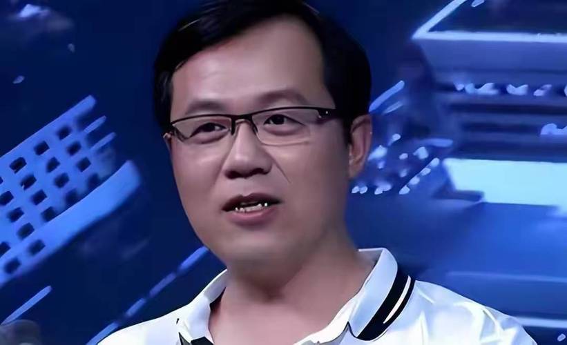 狗仔队曝光明星隐私的法律风险_卓伟曝光明星隐私为什么没人起诉_狗仔拍到明星黑料为啥不威胁呢,